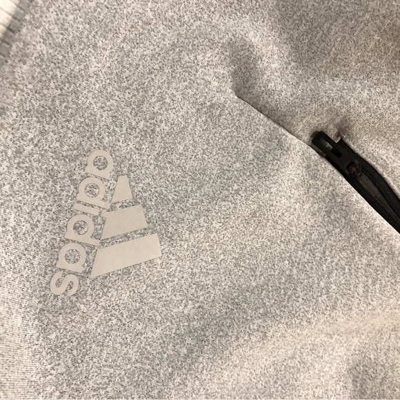 Adidas Full Zip high-neck Vest w/side zip pockets, Ivory & Grey Size Small - Picture 11 of 12